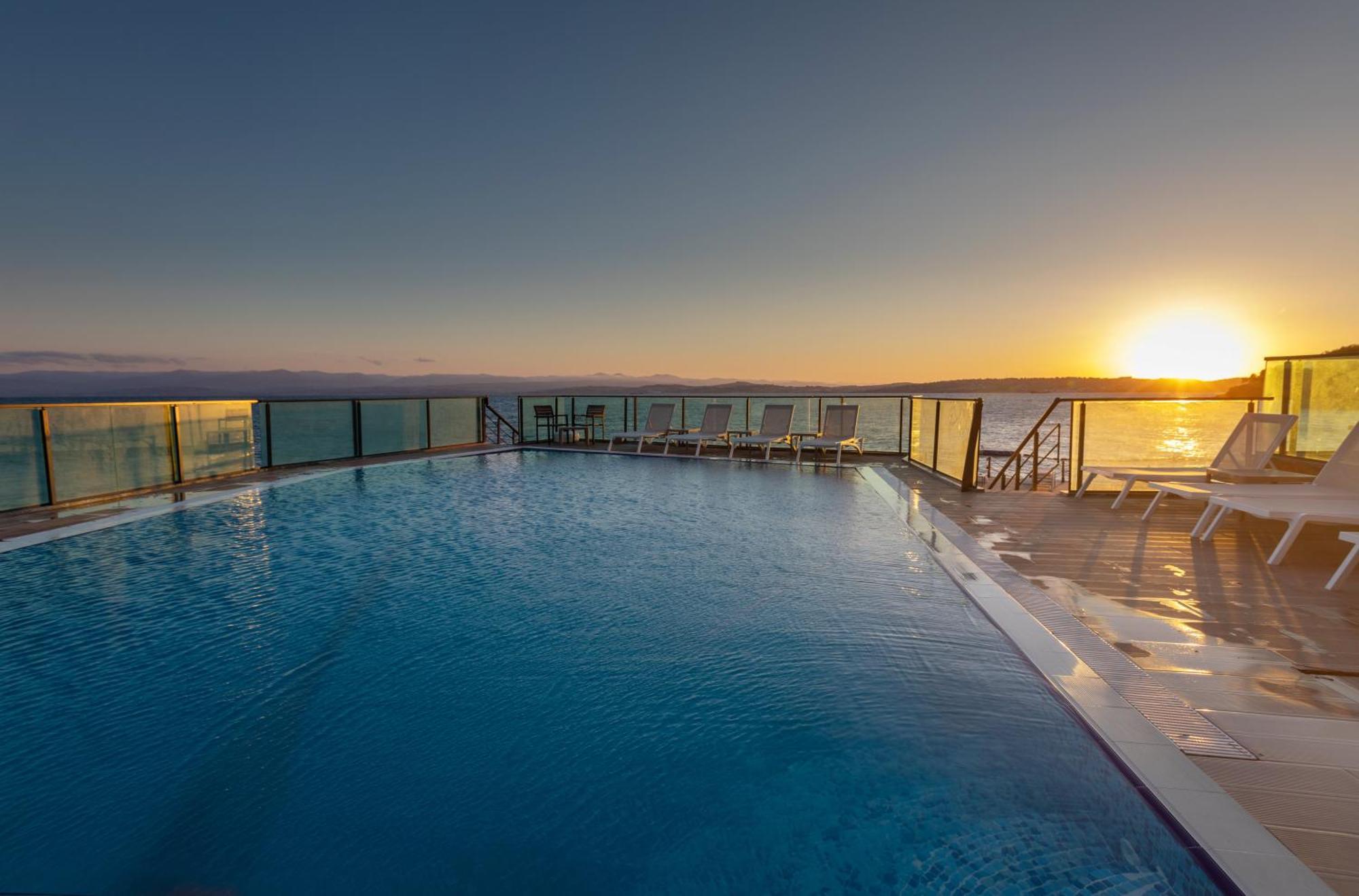 Vira Otel Suites Sinop Exterior foto